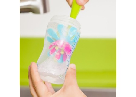 Cepillo Limpia Biberones de Silicona de Boon - Mi Pequeño.com